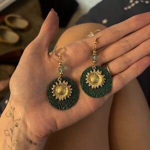 handmade vintage sunflower turquoise earrings